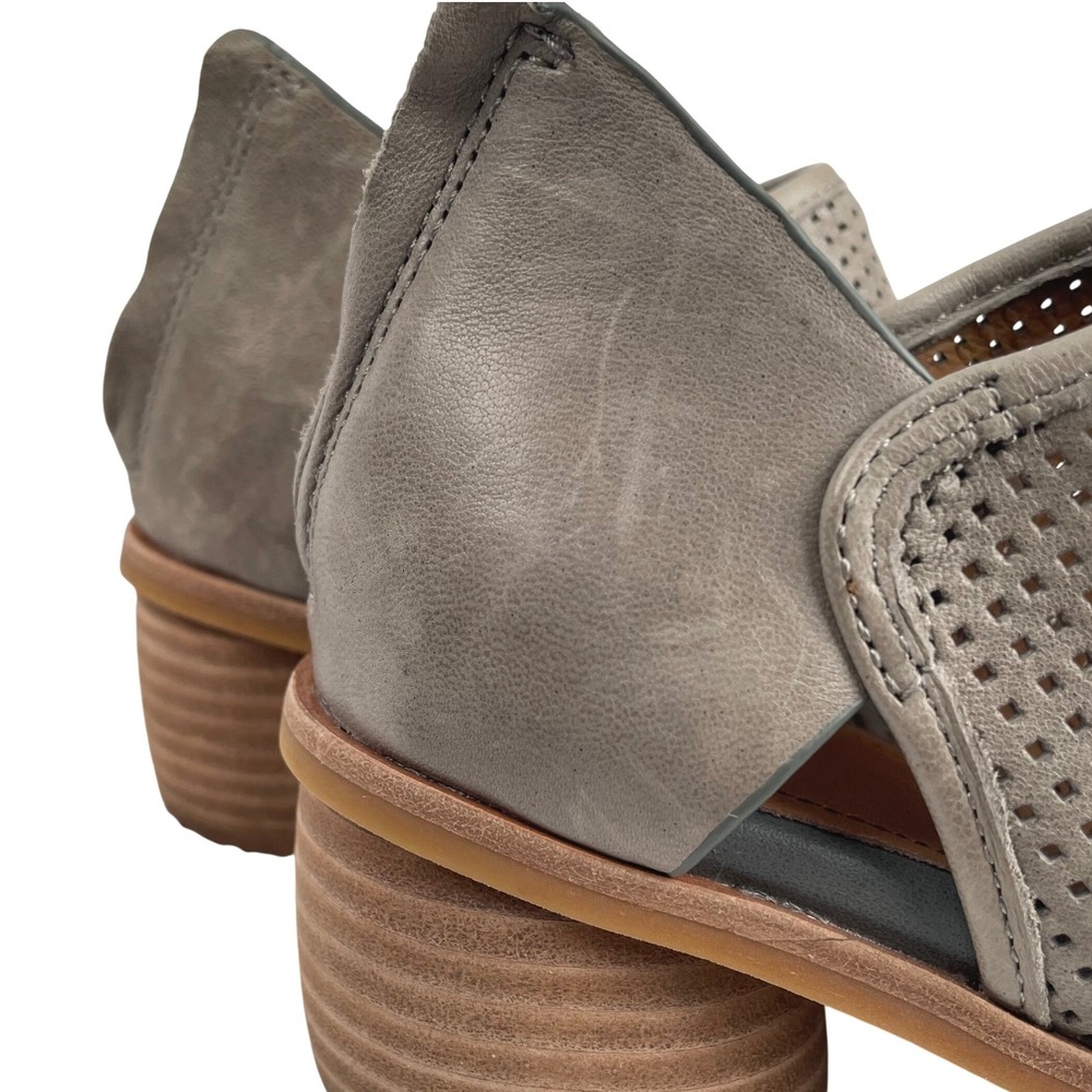 Sofft Grey Leather Perforated Peep Toe Ankle Booties SF0051598 Womens 6.5 M - Picture 8 of 8